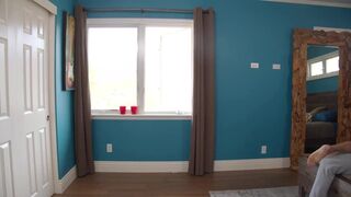 Amateur girl gets fucked in tight pussy