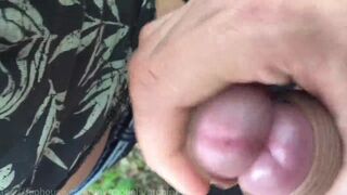 Young sword members in public fight with powerful members from their pants!