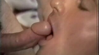 Bear dude loves sucking a cock and then ride it