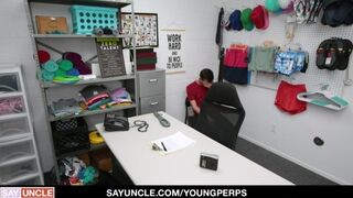 Cute Boy Fucked After Confessing To The Guard