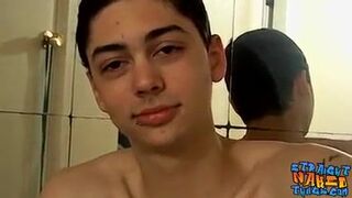 Nerdy straight guy and his friend masturbate together