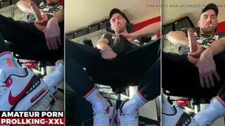 141 - Show the Snake