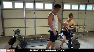 Jason Abarth Sucks Cock