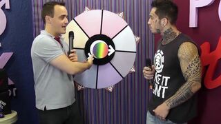 Moments of porn actor Andre Ferraz on PapoMix