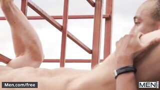 Men - Mayor Alex Mecum Gets His Huge Cock Secretly Sucked By Cute Guy Trent King In Public