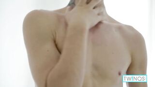 Solo Masturbation Performance Of The Adorable Blonde Timothee!