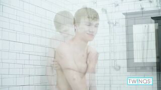 Liam Cleans Off His Ass & Dries His Hard Dick In A Solo Session!