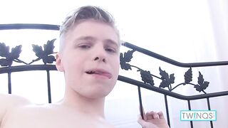 Morning Wood! Adorable 18yo Boy James T Rubs One Off!