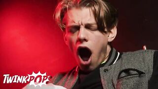 Twink - Leo Louis Takes It Deep In Hot Before He Gets Drilled In Piledriver Till He Orgasms