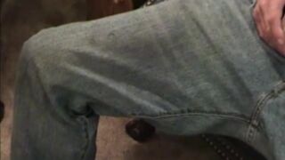 Amateur Brett Beating Off