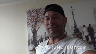 the pornstar OSCAR WOOD fucked bareback by the tatoo boy KAN