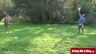 Inked twink barebacked after outdoor massage with daddy