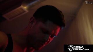 Fetish Fucker Blows His Load While Being FingerFucked By Hot Hunk - FistingInferno