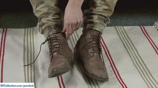 Anthony Curry Strokes His Nice Cock