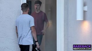 Travis Berkley fucks his online date Christian Bay