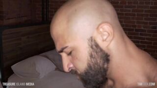 Lick up that sweaty hole and STICK IT