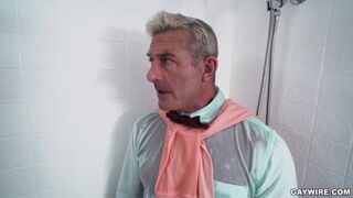 Gay - Ryland Kingsmen Bareback Fucked In Shower By Mother's Boyfriend Matthew Figata