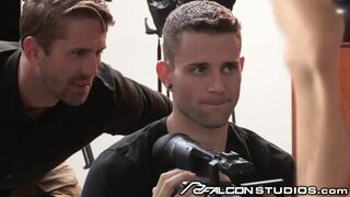 HotTwink So What Ur Driving!! Let Me Suck Ur Cock, It’s Hot!!