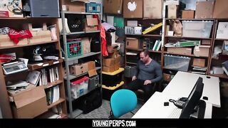 Hot - Big mouthed muscle dude gets fucked hard