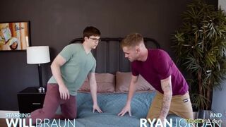 Gay alien knows how to fuck