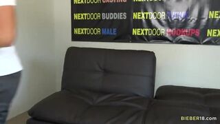 Gay bloke jerking off madly for your pleasure