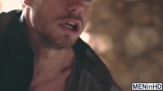 Horny muscular studs having hot outdoor sex