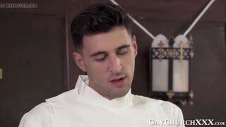 Religious twink slobbers on big dick before being rawpounded