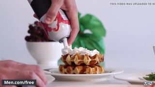 3 Hot Twinks Having Group Sex With Their Hot Daddy Manuel