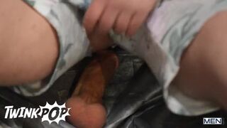 Twink - Ryan Bailey Fucks His Stepbrother Troye Dean When His Dad Fell In Front Of Them