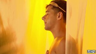 Hooking Up With Joey Mills / MEN