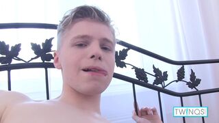 Morning Wood! Adorable 18yo Boy James T Rubs One Off!