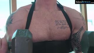 Jackson Rams Brad's Tight Ass While Do Bicep Curls