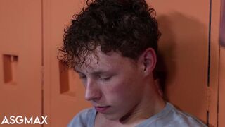 Big Ol Stepdad Fucks His Twink Stepson Hard