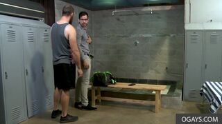 Gym Boys Love To Fuck In The Locker Room