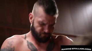 Hot - Jock Rails Straight Stud