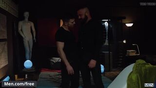 Two buff dudes Jessy Ares Paddy O'Brian making out - Men