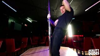 Real DUDES - Charles Knight Dances And Shows Off His Muscular body At The Nightclub