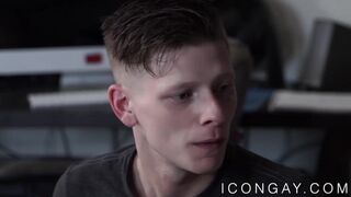 Pale twink lovemaking with beefy stepdaddy in pronebone