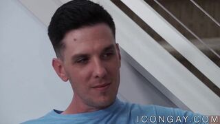 Muscular stud Billy Santoro squeezes homo cock with asshole