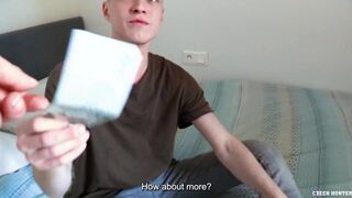 Hot - Watch This Photography Student Get Filmed When He Happily Sucks A Cock