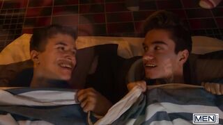 MEN - Jordan Lake Gives Maverick Sun A Chairlift Blowjob, Then Maverick Cums On Jordan's Goggles