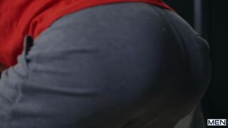 Plexigl-ASS Gym / MEN / Devin Trez, Tannor Reed