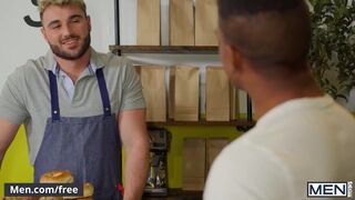 Men - Athletic Customer Adrian Hart Asks Cute Michael Boston For A Coffee & A Hot Fucking