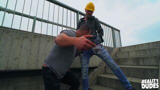 Hot Dudes - Jerome & Marty Are Not Going To Let A Busy Road Stop Them From Getting Fucked