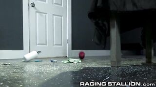 Hot - Towel Boy FX Rios Wants More Than A Tip