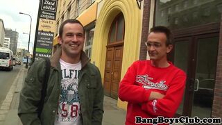 Euro amateur cocksucked by this sugerdaddy