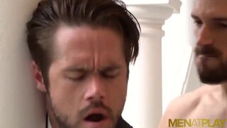 Men Latin Enzo Rimenez Fucks Businessman Mike De Marko