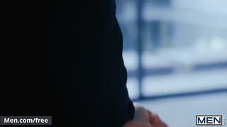 Bubble butt twin gets stretched Beaux Banks William Seed