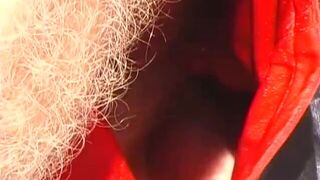 Cameron Daniels Beats His Meat